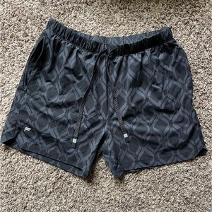 Men’s Fabletics The One Short 7in Black Chateau Like New Condition Size Large